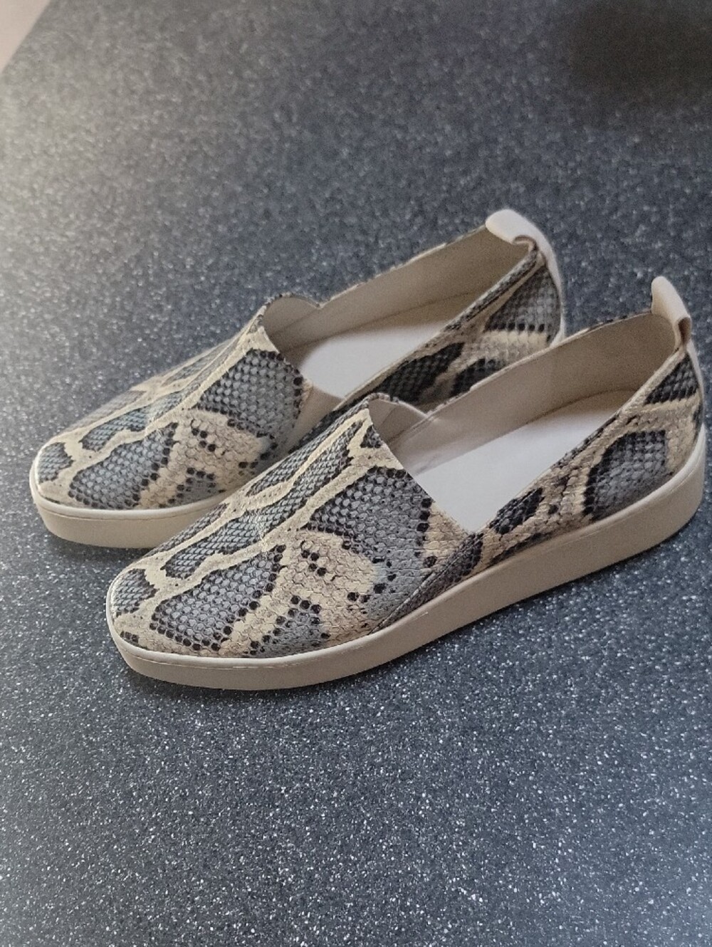 Vince Snake-Print Slip-On Flats in Beige and Gray - Picture 4 of 8
